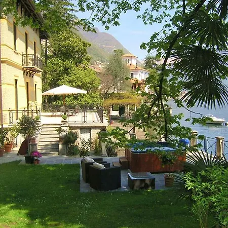 Villa Sleeps 17 With Pool Air Con And Wifi *