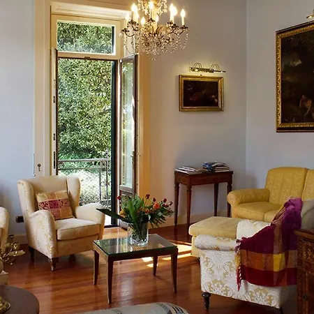 Villa Sleeps 17 With Pool Air Con And Wifi Moltrasio
